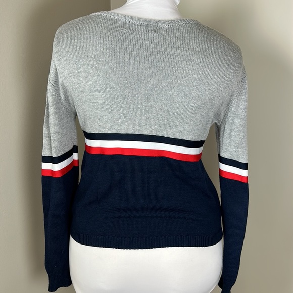 PINK ROSE Gray, Red, White, Blue Long Sleeve Sweater Size Medium - Picture 2 of 6